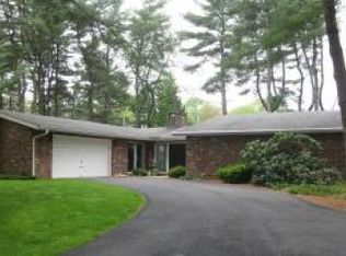 2557 Butter Rd, Lancaster, PA 17601