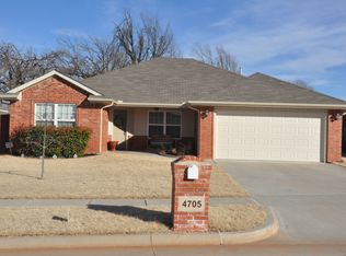 4705 Wagner Lake Dr, Yukon, OK 73099