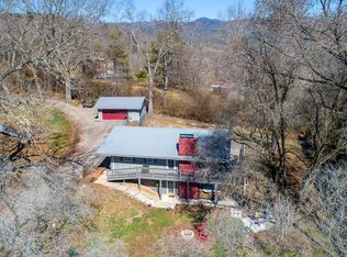 176 Brandus Dr, Hayesville, NC 28904