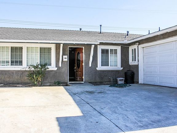 2nd image of 16705 Glenhope Dr