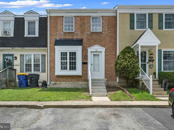 16 Heritage Dr, Dover, DE 19904