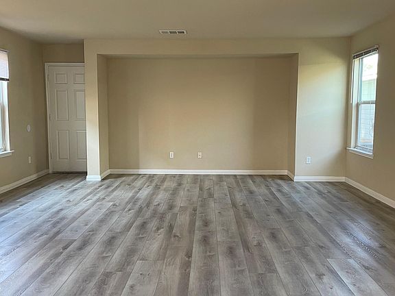 3rd image of 7012 Bountiful Grove Dr