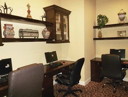 3rd image of 616 Clearwater Park Rd APT 1006