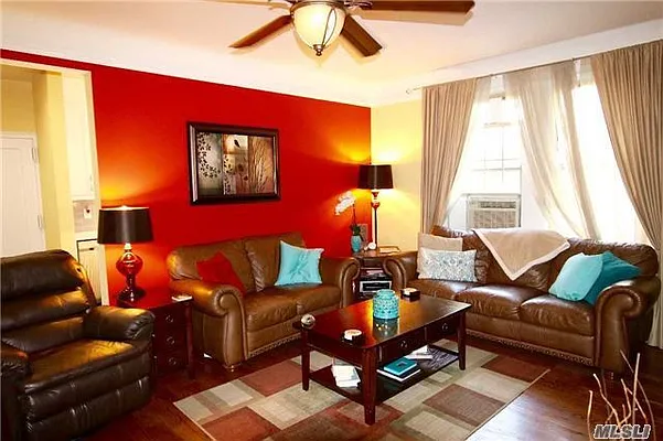 Sold by Remax City Square | media 25