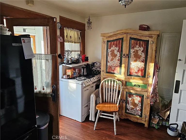 1820 N Bush St #1820 — Photo 19