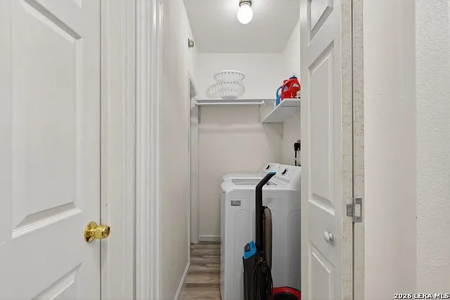902 W Craig Pl #1 — Photo 14