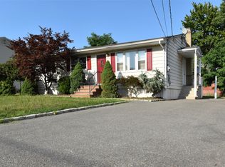 214 3rd St, Middlesex, NJ 08846