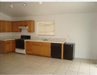 2nd image of 6432 Mountain Mesa Ave