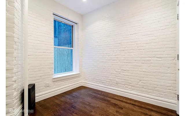 Rented by Douglas Elliman | media 25