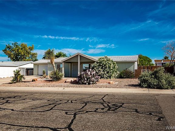 3rd image of 2539 E Kimberly Dr