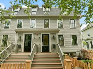 15 Pleasant St #1, Cambridge, MA 02139