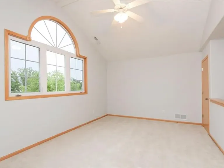 7329 Walden Rd NE — Photo 18