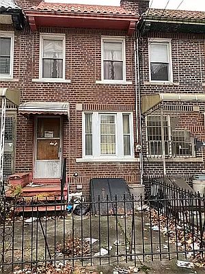 2nd image of 830 53rd St