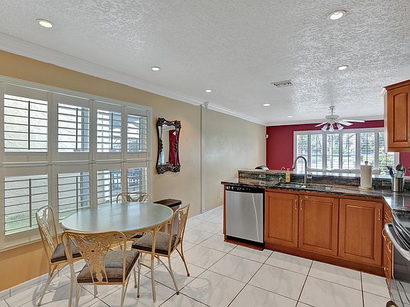 4th image of 18144 SW 20th Street