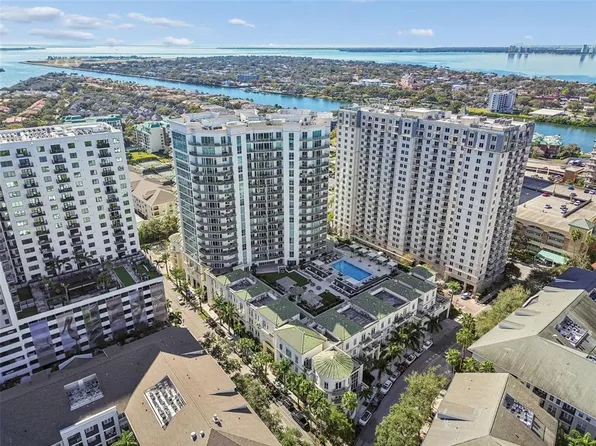 450 Knights Run Ave Unit 411, Tampa, FL 33602