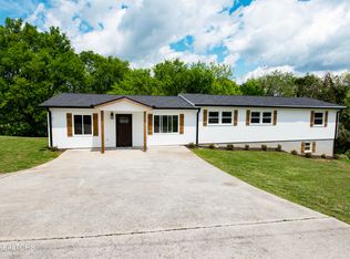 9413 Bob Gray Rd, Knoxville, TN 37923