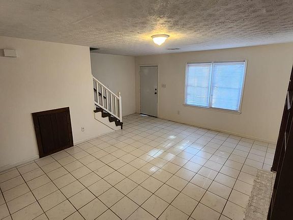 3rd image of 631 Hunting Creek Ln SE
