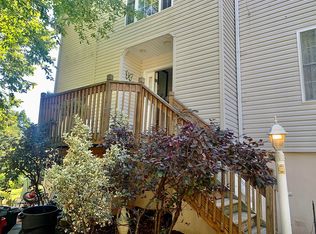 656 Elm St, Maywood, NJ 07607