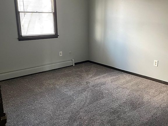 3rd image of 37 Park Lane Ave NW #37