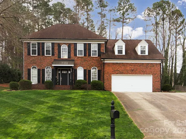 10928 Jardin Way, Charlotte, NC 28215