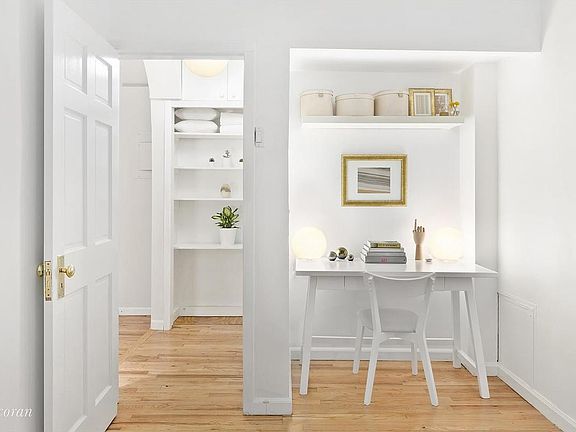 3rd image of 19 Fiske Pl APT Gl