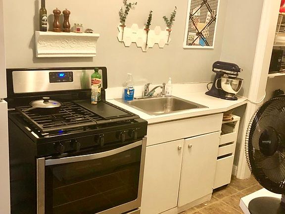 4th image of 3145 Girard Ave S #1