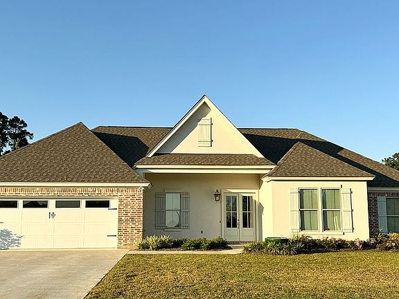 2nd image of 102 Petunia Pkwy