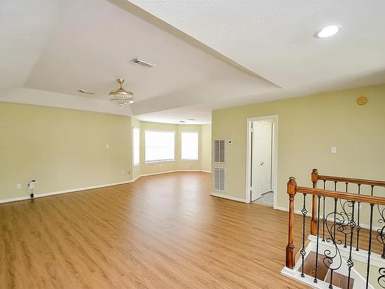 318 N Cypress Estates Cir — Photo 15