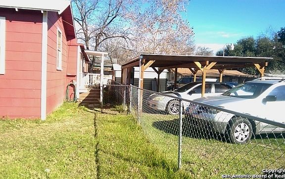 2nd image of 517 Peabody Ave