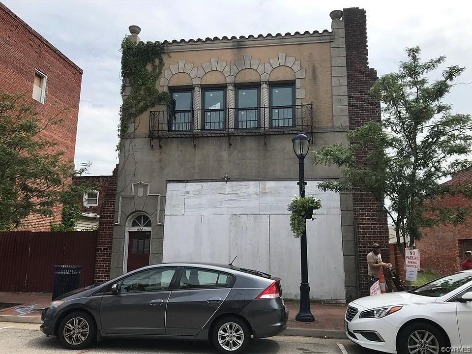 1st image of 256 E Broadway