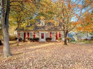 6631 Raeburn Ln, Charlotte, NC 28227