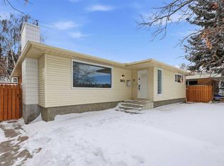 5031 N Vienna Dr NW, Calgary, AB T3A 0W8