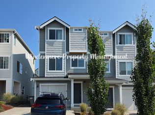 1114 NW Dragonstone St, Bremerton, WA 98311