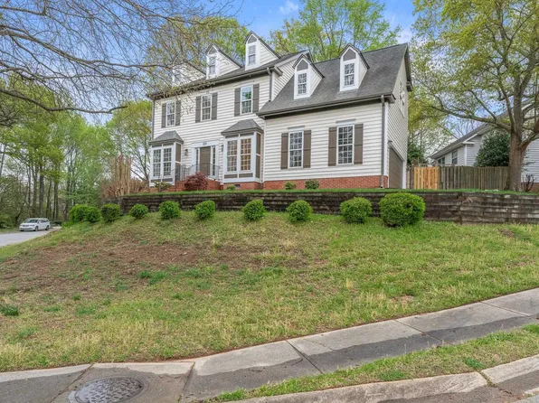 221 Windsong Dr, Greenville, SC 29615