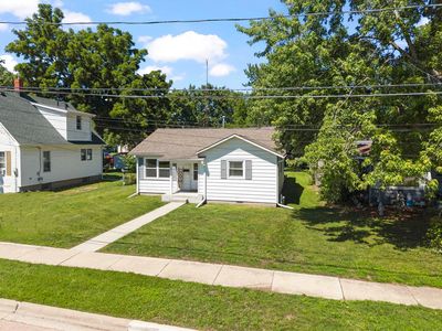 913 N 15th St, Dekalb, IL, 60115