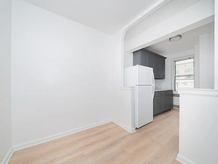 500 Kappock St #5C — Photo 8