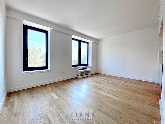 3rd image of 409 Eastern Pkwy #408A