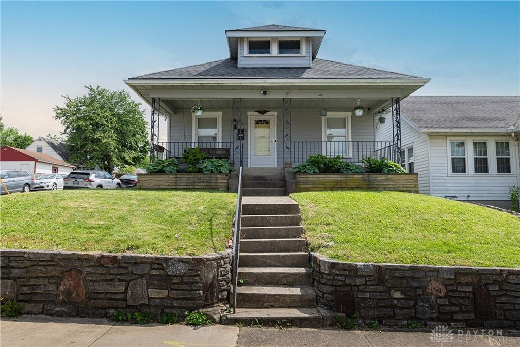 Real estate listing image