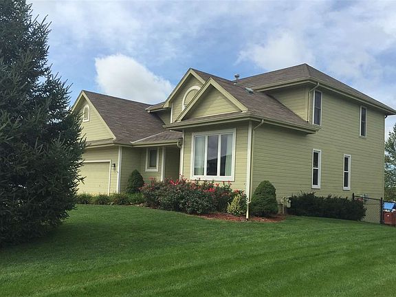 3rd image of 9808 Idora St