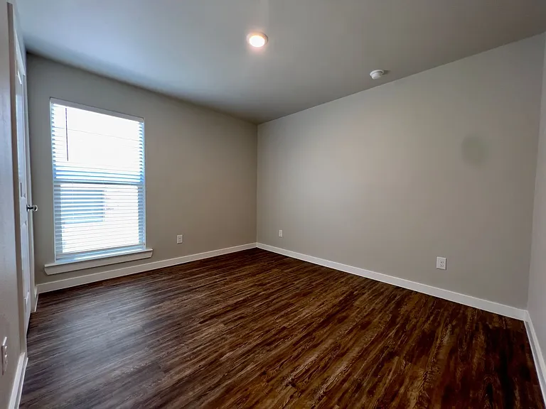 2132 Kirksey Ave — Photo 19
