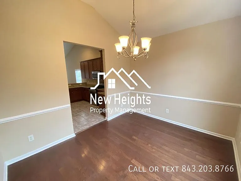 8207 Ronda Dr — Photo 4