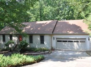 2448 Basin Ct, Gainesville, GA 30506