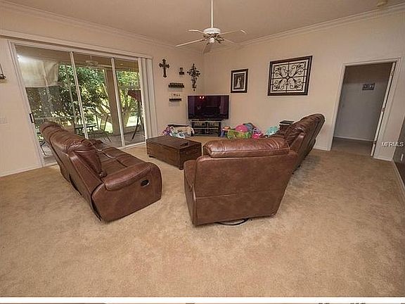 5th image of 9843 Wallaston Dr