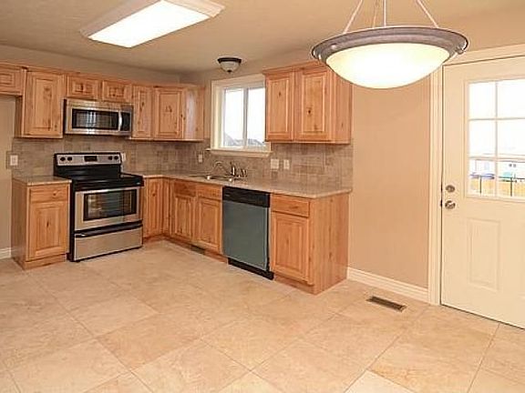 3rd image of 8142 W Westbury Dr