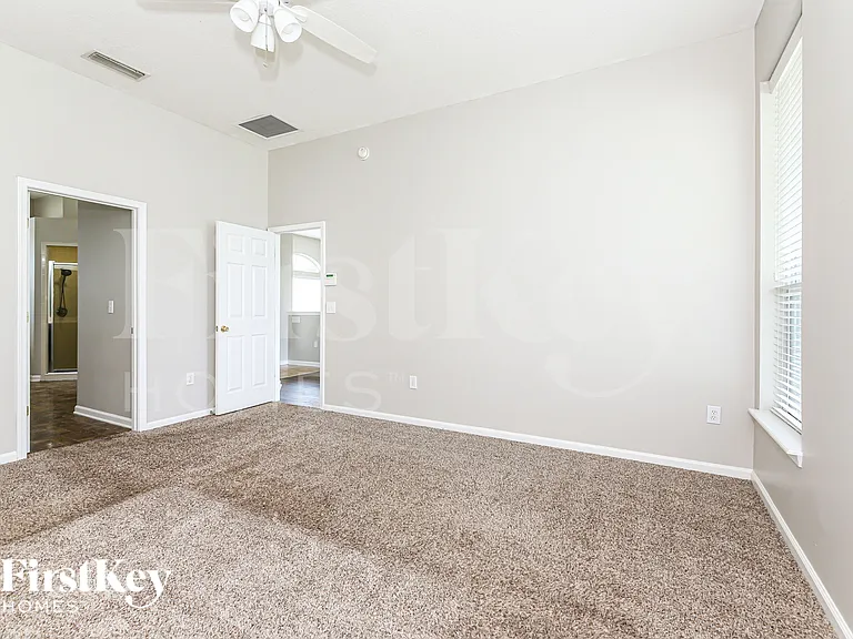 13940 Fish Eagle Dr E — Photo 13