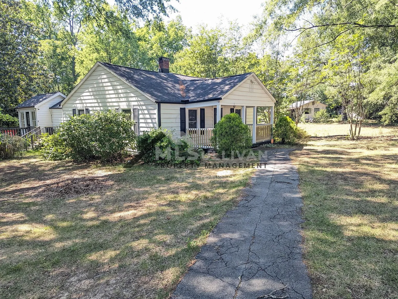 2 bed, 2.0 bath, 1377 sqft, $1,775 — Photo 3