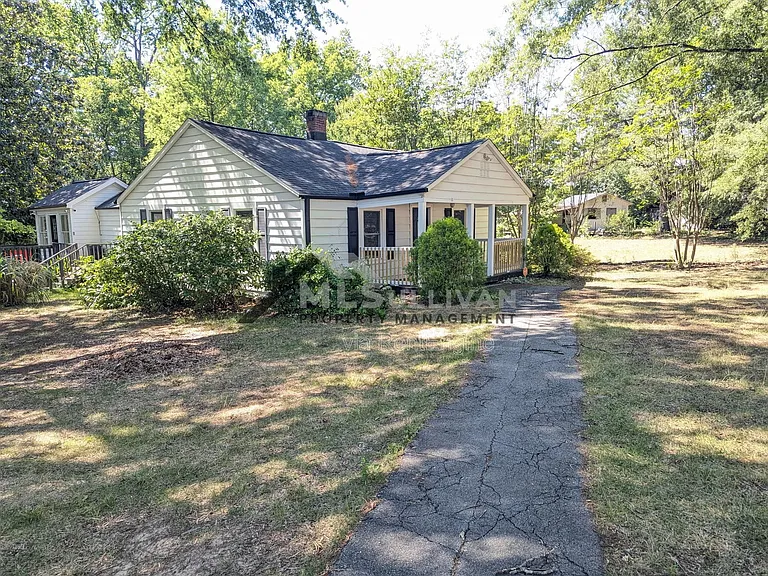 808 Glenco Rd — Photo 3