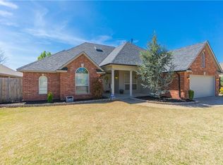 4920 Cypress Lake Dr, Norman, OK 73072
