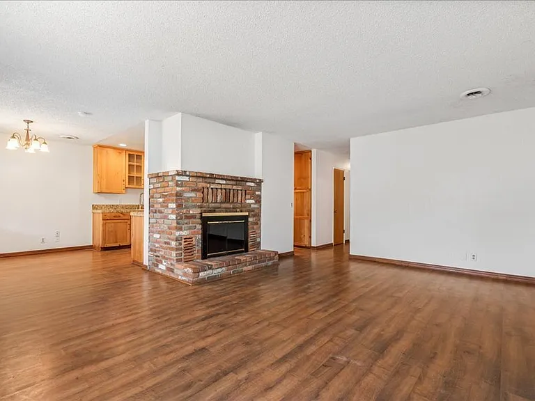 336 Triplett Dr — Photo 4
