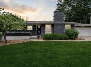 1458 Covington Dr, Ann Arbor, MI 48103